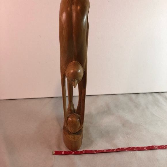 14 Inch Wood Carving Acrobat Man Stretching Holding A Ball - Picture 14 of 15